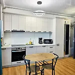 View Studio-endless Summer Mamaia Nord Apartment